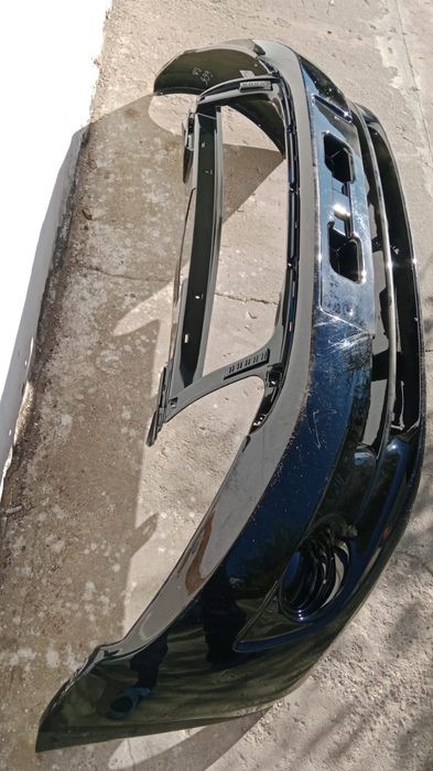 Бампер передий от гранты. Новый