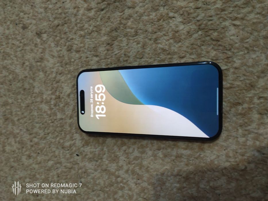 Продам Iphone 16 pro срочно