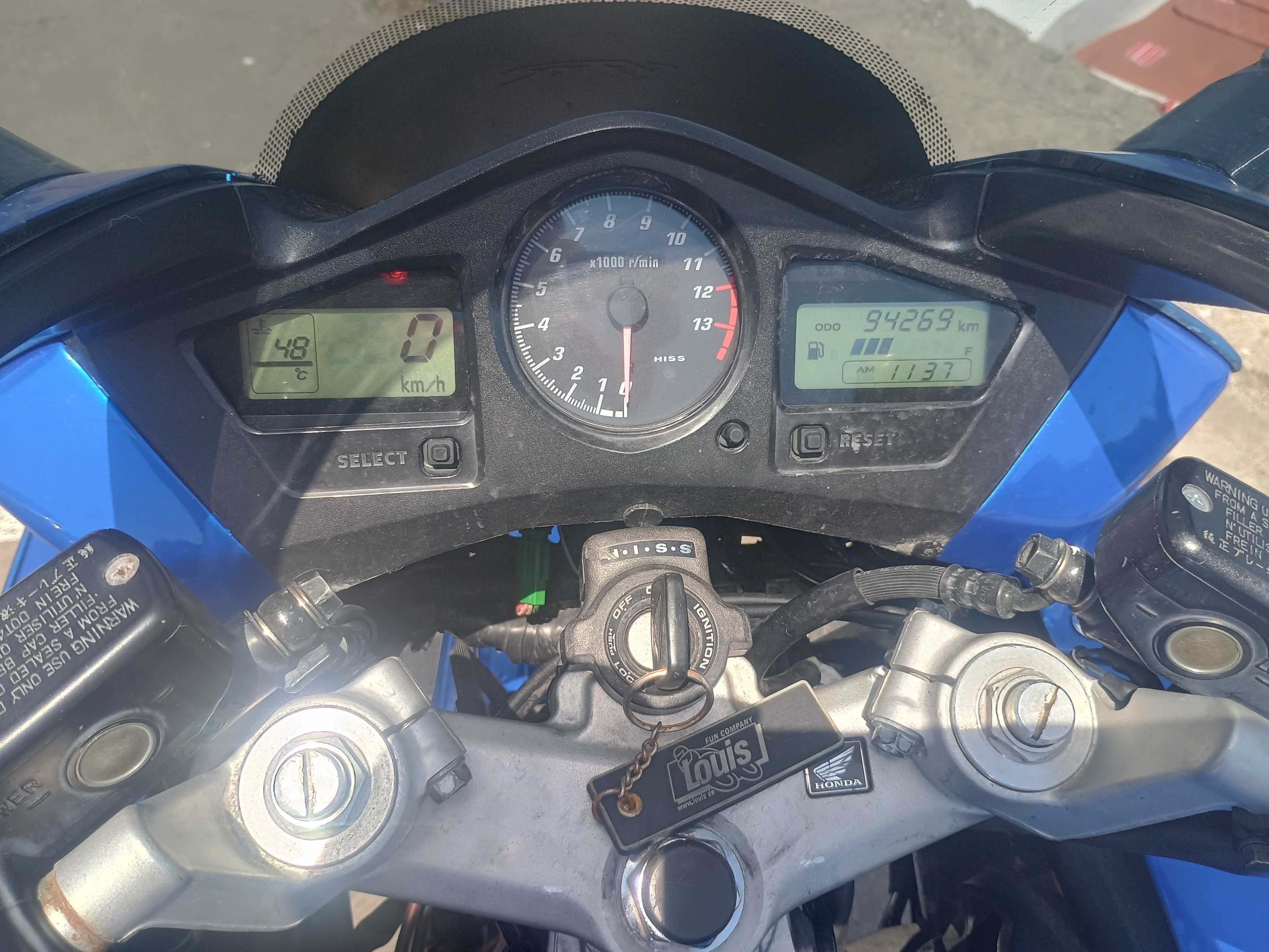 Honda VFR800 V-TEC CBS