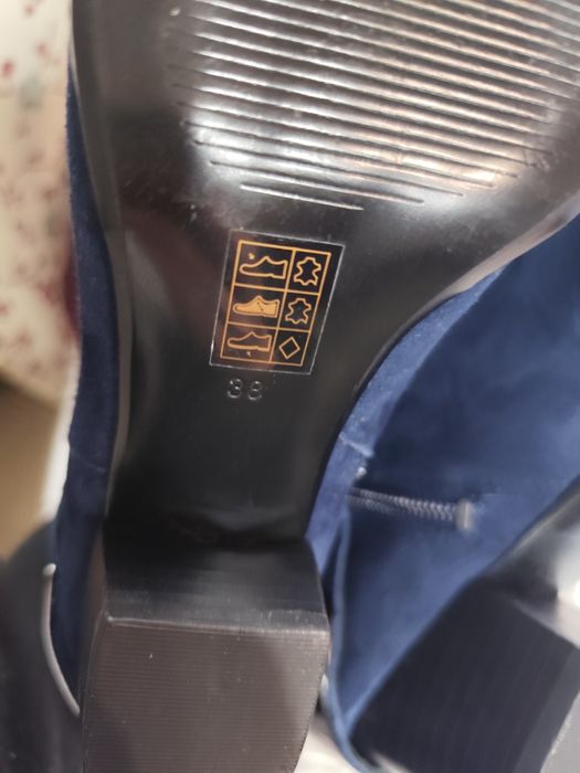 Guess боти от естествена кожа на ток