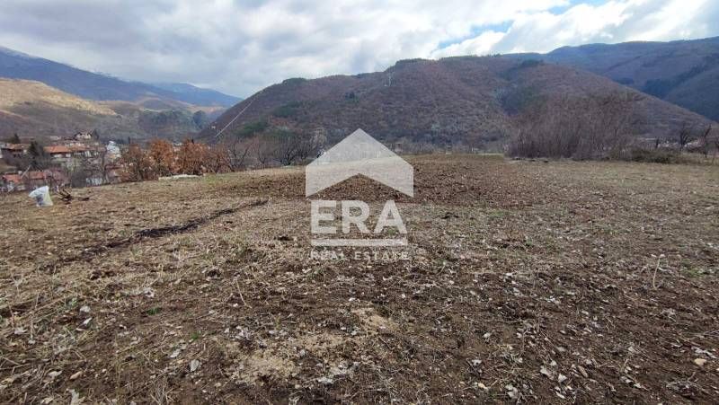 Парцел за продажба в гр.Рила
