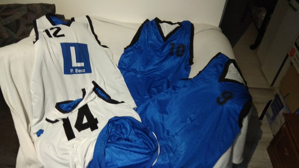 Compleuri , echipament baschet, volei