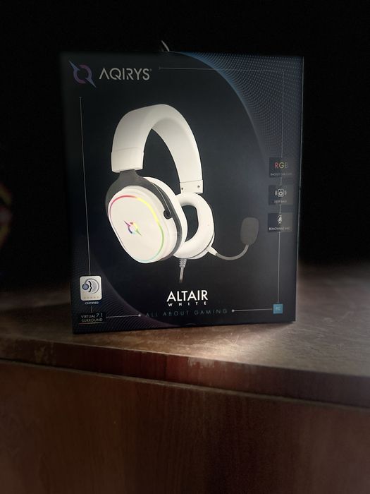 Casti gaming Aqirys si Tastatura Gaming AQIRYS Capella