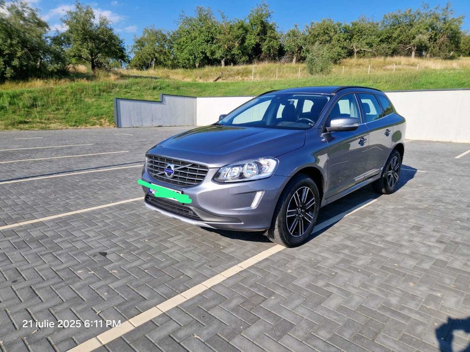 VOLVO XC60 AN  2017
