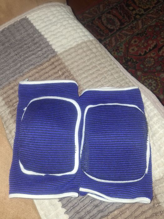 Наколенники новые были одеты 1 раз