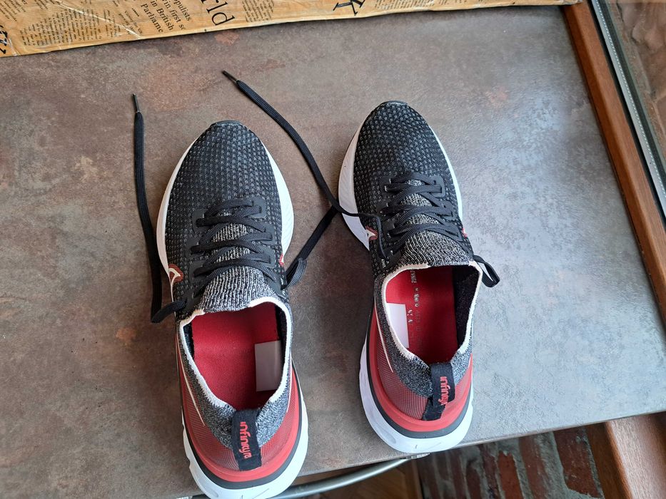 мъжки спортни обувки,маратонки,кецове,ном.44 Nike-като Нови,найк