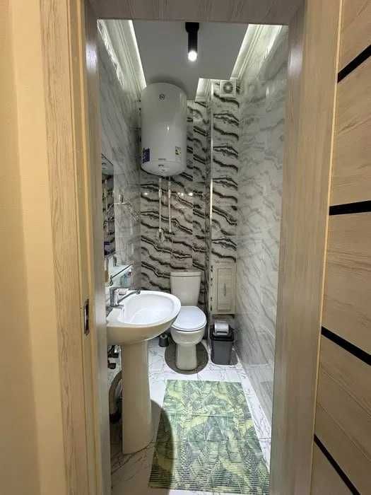 Buyuk Ipak yoli metrosiga yaqin, 3 xonali kvartira Salom choyxona 308*