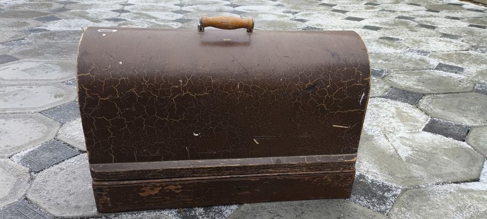 Швейная машина ручная