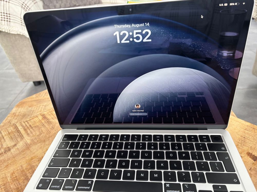 MacBook Air 13 chip M3