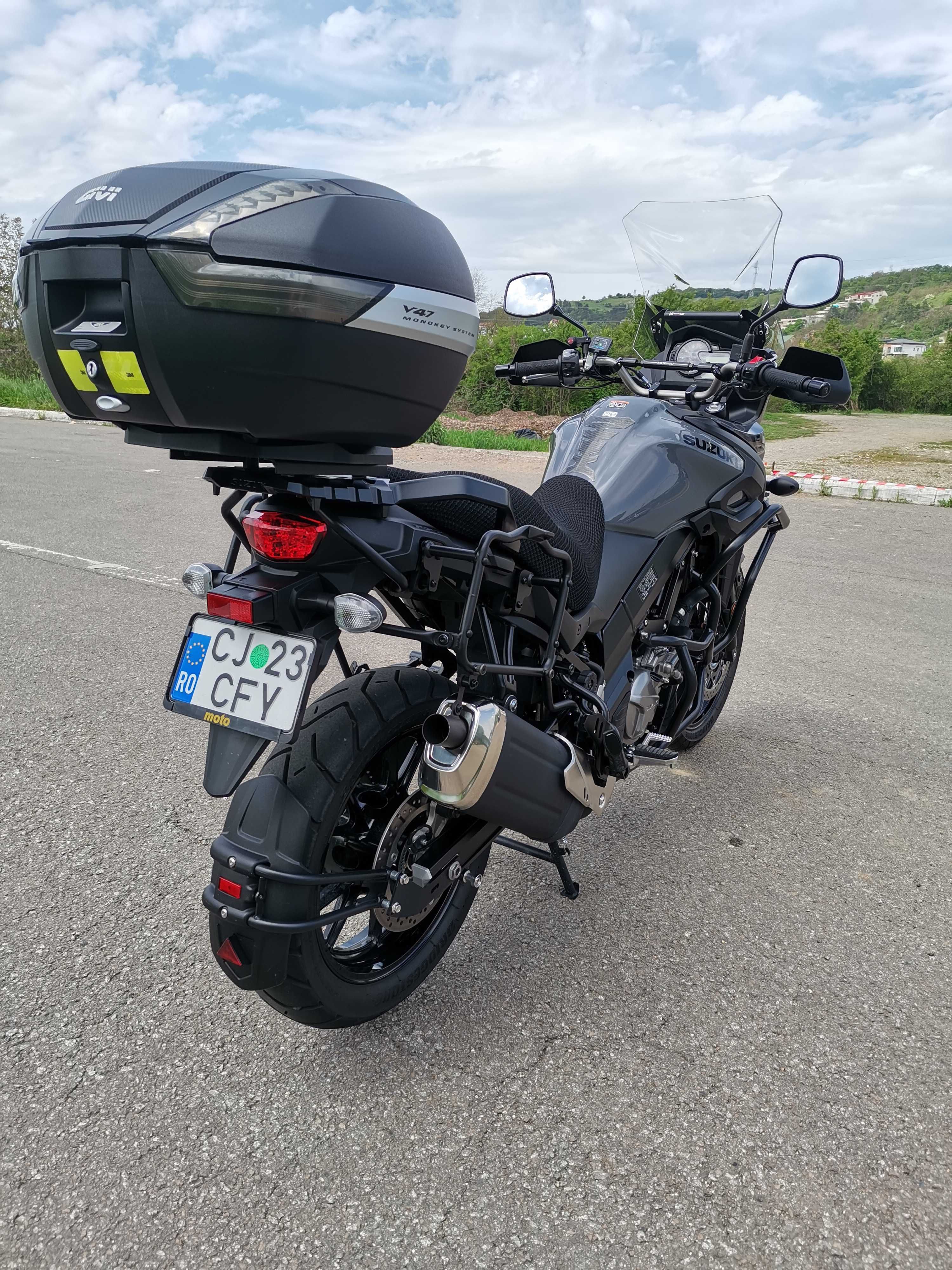Suzuki Vstrom DL 650 An 2024 3500 KM Garantie 2028