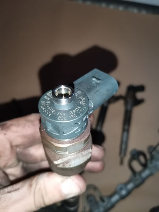 Injectoare 2.0 CGLC CFFB injectoare cglc pompa injectie CGLC