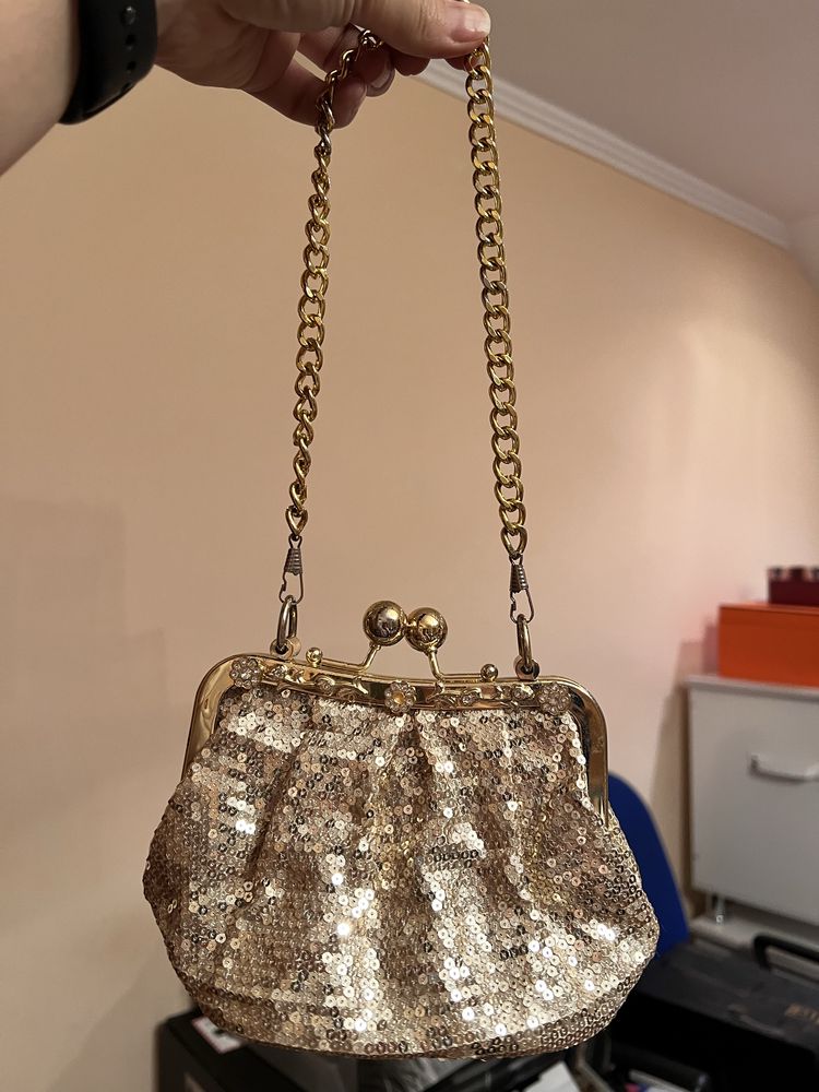 Продается Женская сумочка