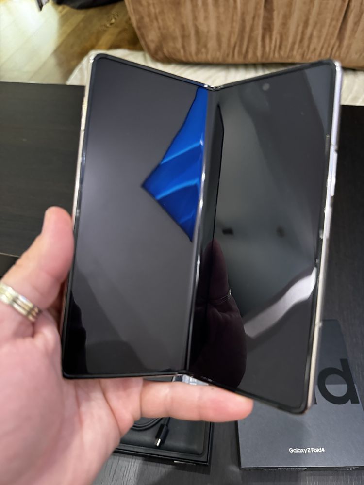 Samsung galaxy Z fold 4 - 256gb