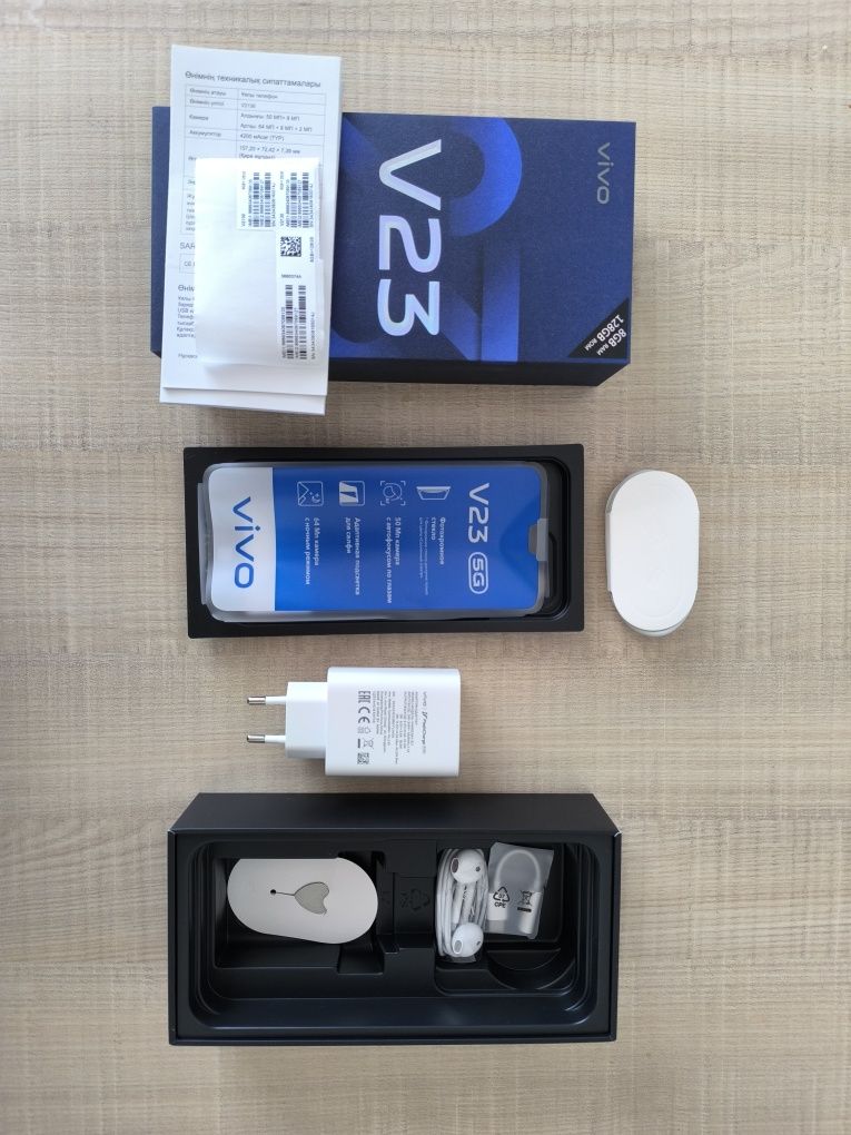 Продам смартфон Vivo V23 5g 8gb 128gb