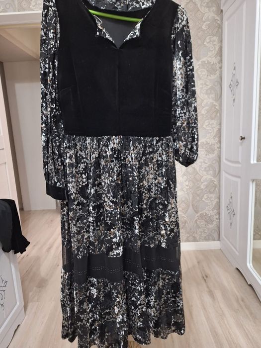 Платье нарядное вечернее