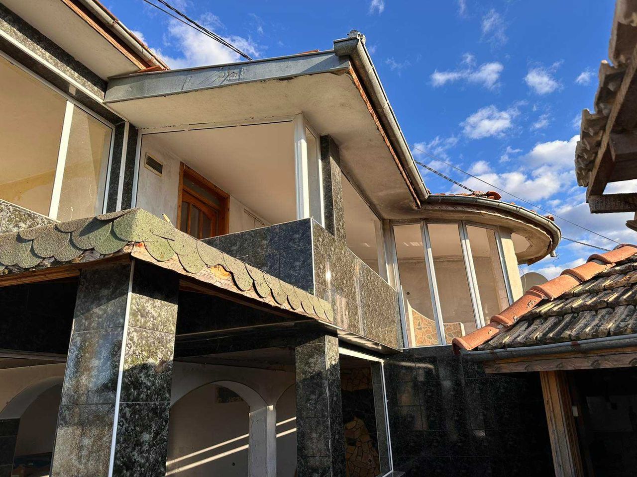 Продава се Къща в Търговище, Вароша - 145 кв.м за 380 €/кв.м - Снимка #15
