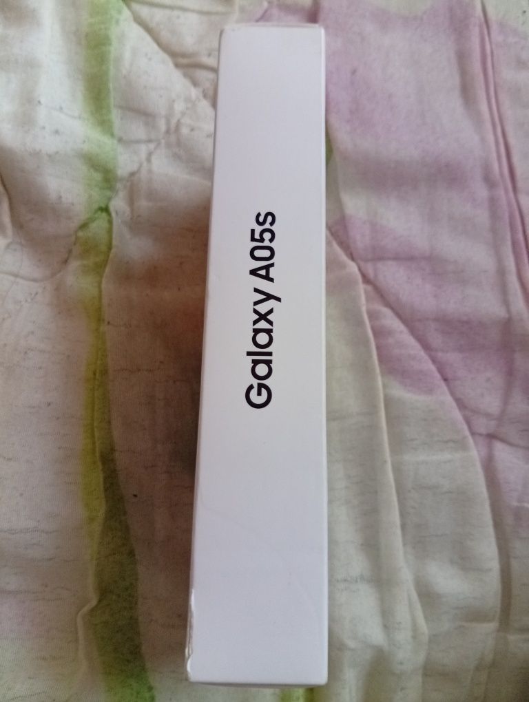 Samsung A05s nou sigilat la cutie 4/64gb black 5g android 15 perfect