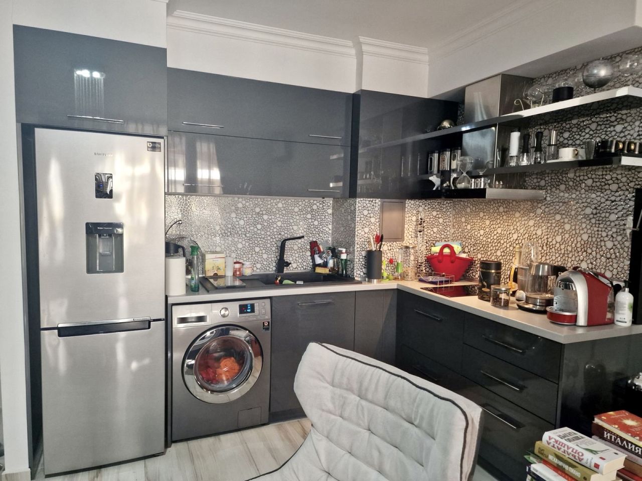 Продава се Едностаен апартамент в Свети Влас - 50 кв.м за 1500 €/кв.м - Снимка #1