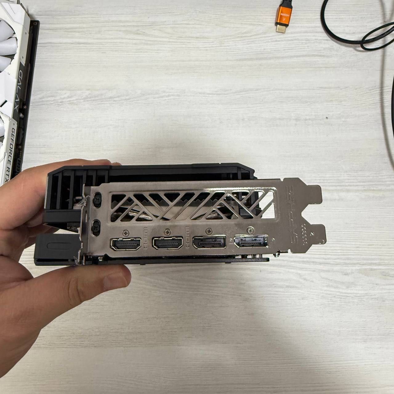 Sapphire RX7900XTX 24GB 384bit kak noviy