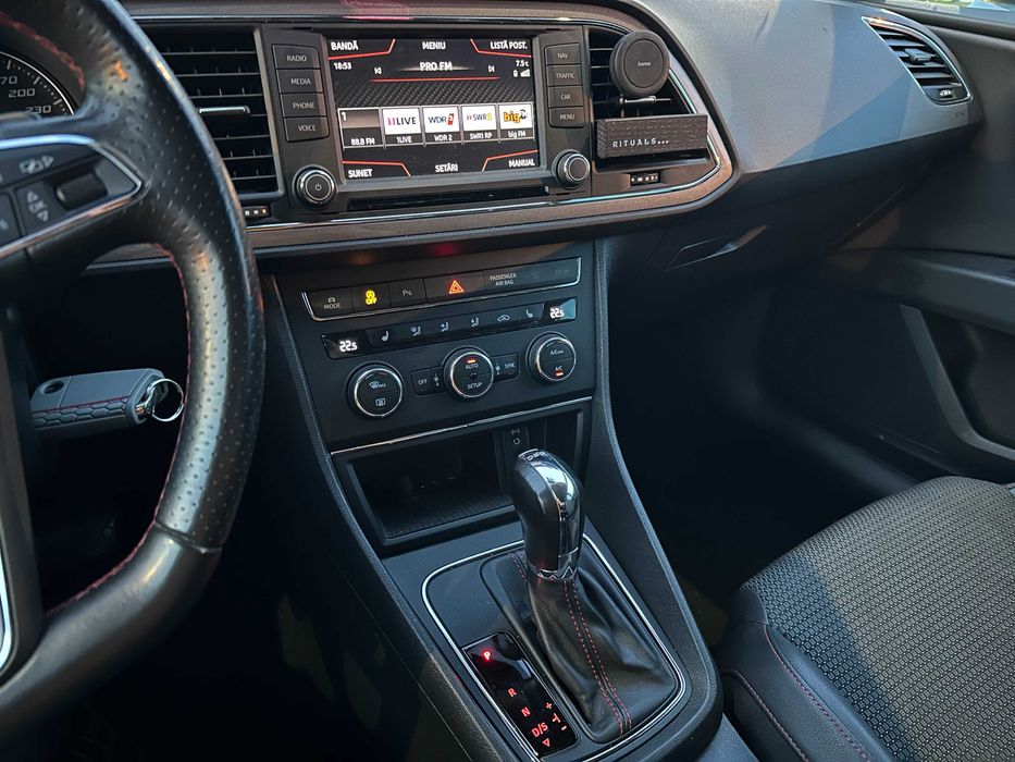 Seat Leon FR 2.0 TDI - 184 CP - DSG - Navi - LED