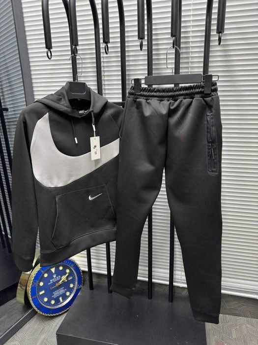 Мъжки екипи две части