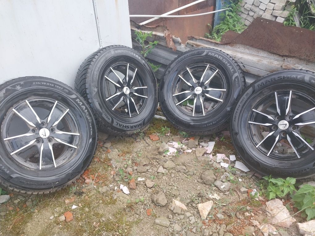 Продам шины, БЕЗ ДИСКОВ!