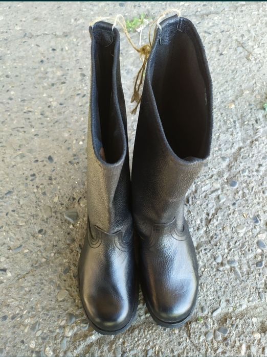 Продам сапоги кирзовые новые