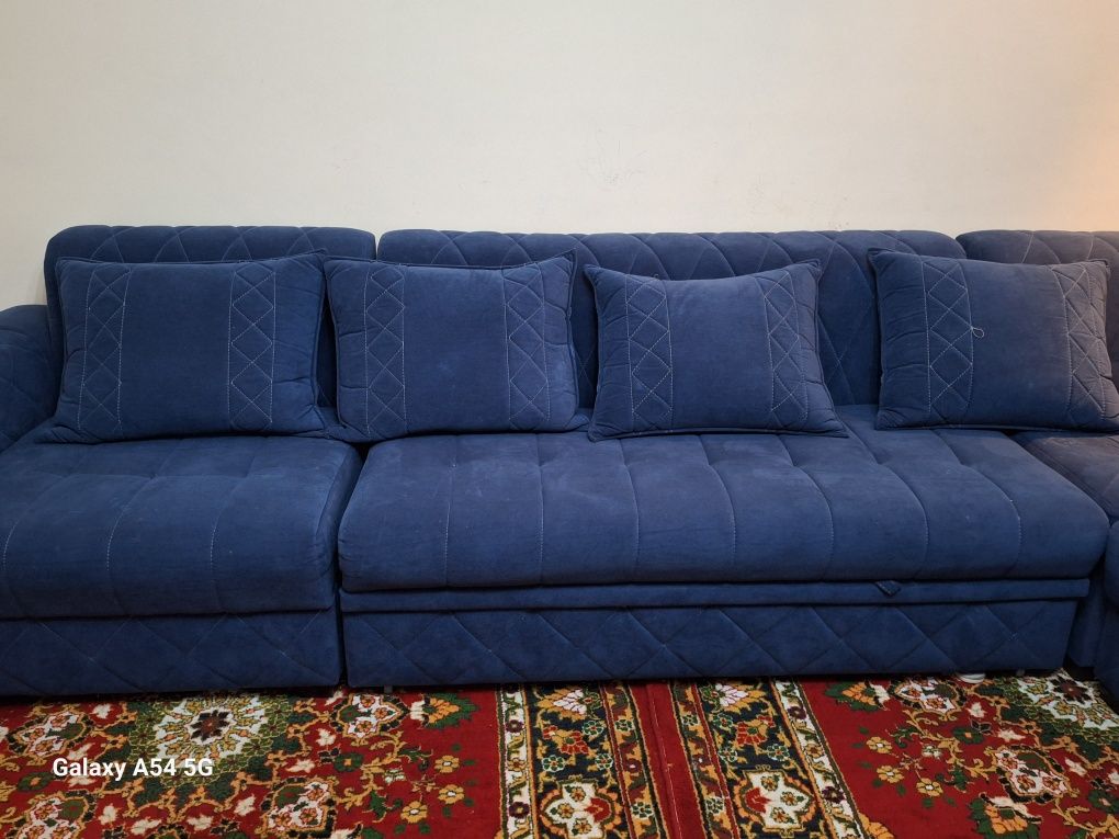 Срочно! Продается диван в отличном состояний