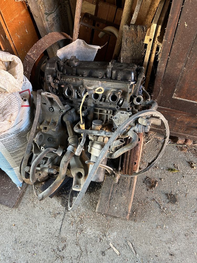 Motor 1.6 benzină