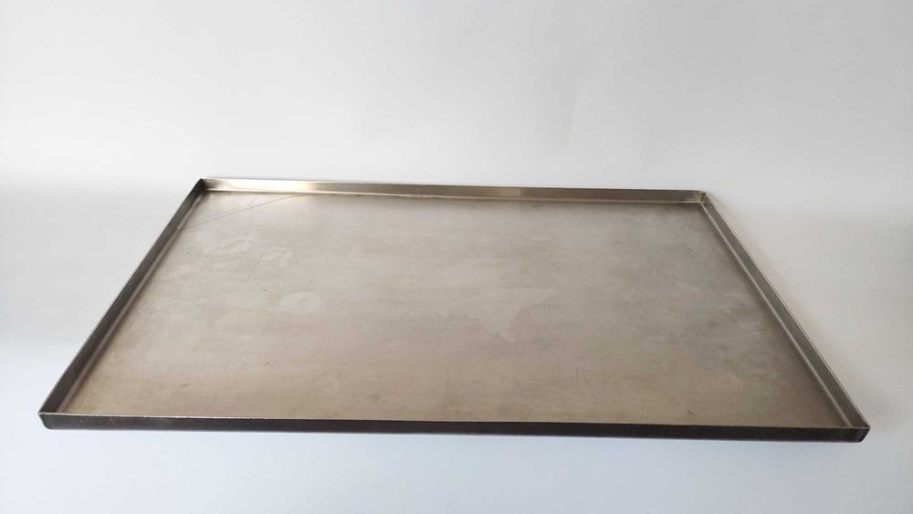 Масивна плитка тава от неръждаема стомана