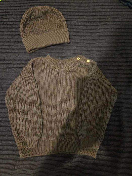 чудесен детски пуловер и шапка HM