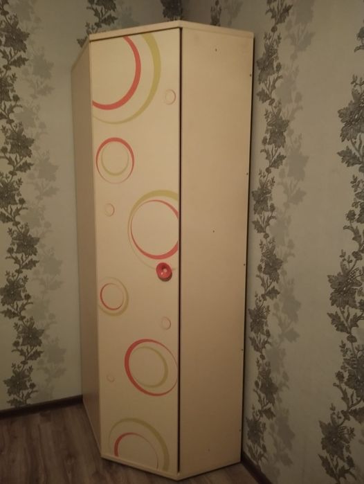 Продам детский шкаф