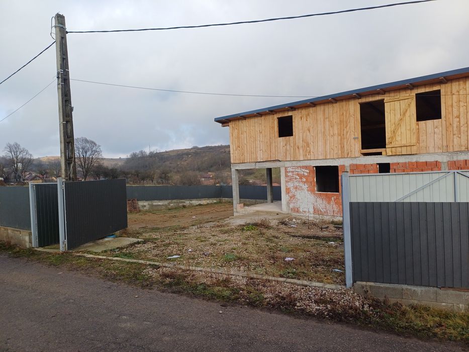 Casă de vânzare Bedeciu