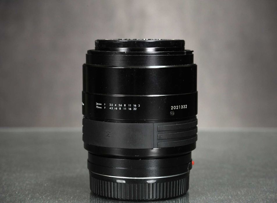 Minolta Dynax 60 + Minolta AF 28-100 + Sigma AF 24mm 2.8 + AF 28-70mm