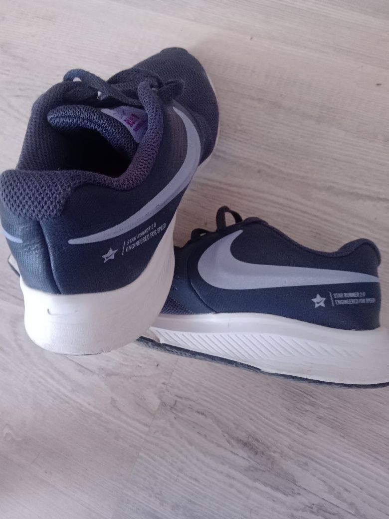 NIke damă mărimea 36.5