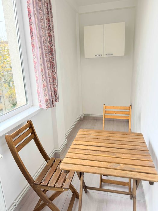 Brazda lui Novac, bloc nou, 2 camere decomandate, loc parcare, mobilat