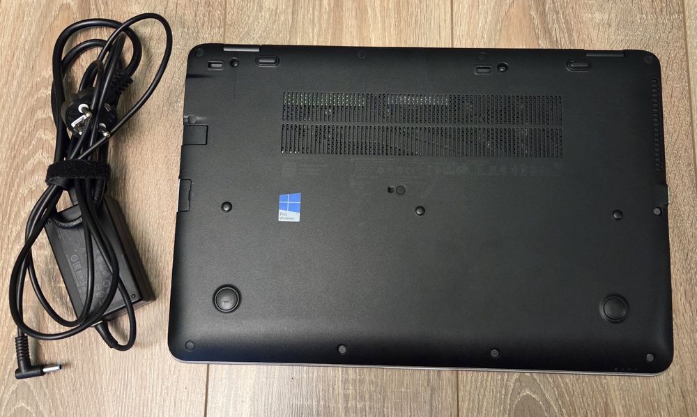 Vand HP EliteBook 850 G4, procesor  i7, 16GB, 256GB SSD