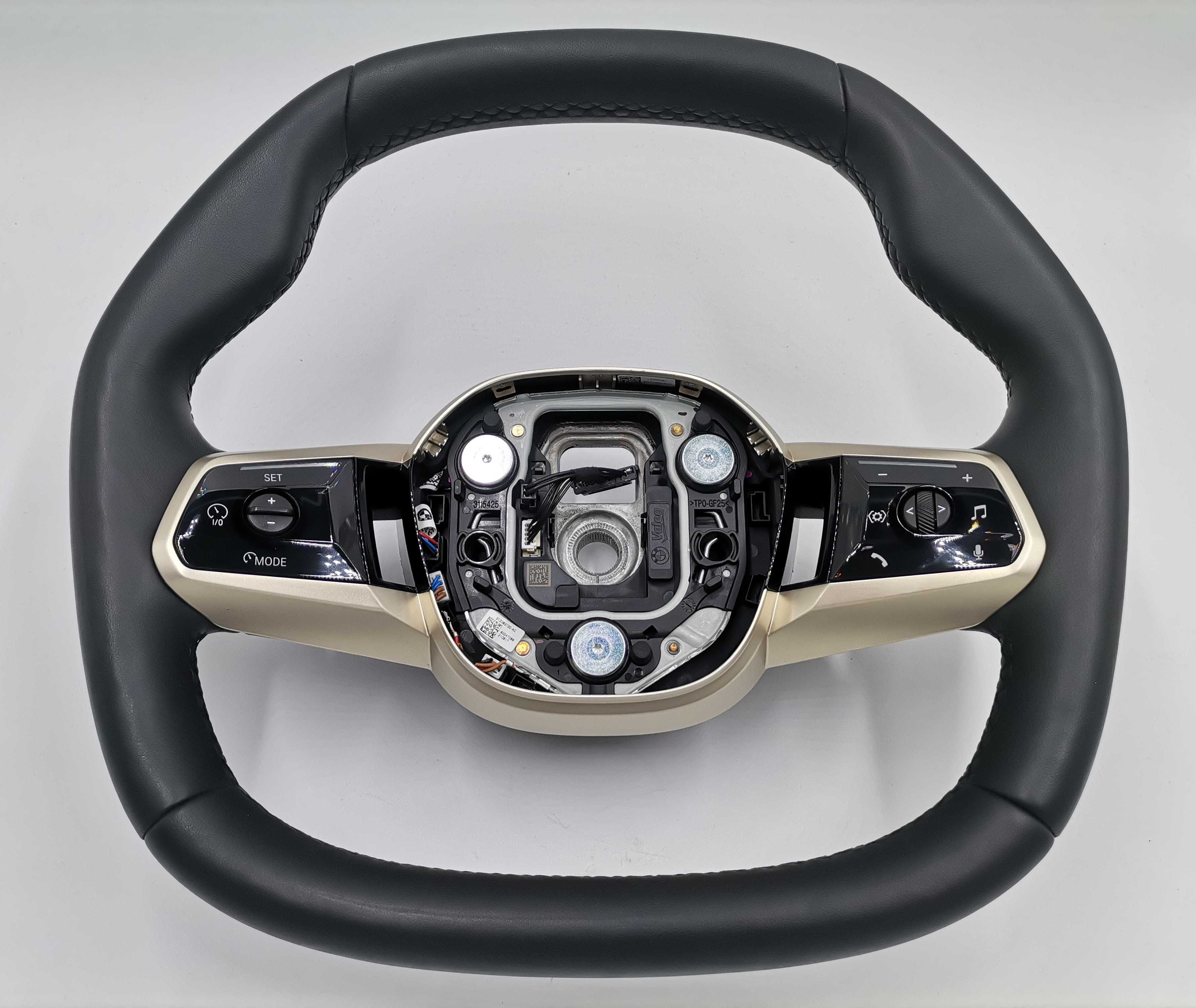 Мултифункционален Черен Кожен Волан BMW IX I20 - Перфектен