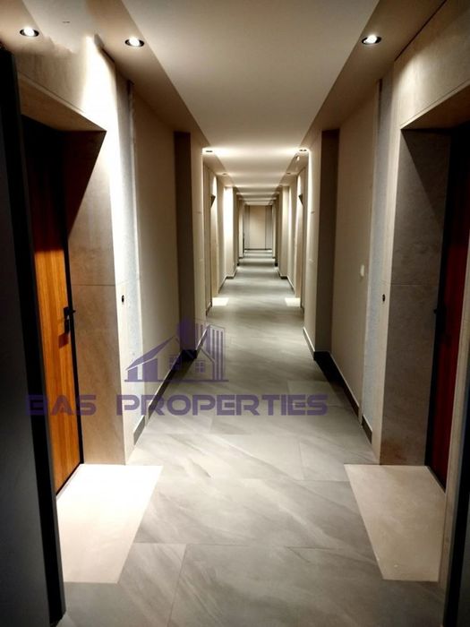 Продава се Тристаен апартамент в София, Дружба 2 - 111 кв.м за 2850 €/кв.м - Снимка #3