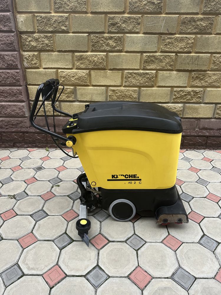 Поломоечная машина Karcher BR 40/25