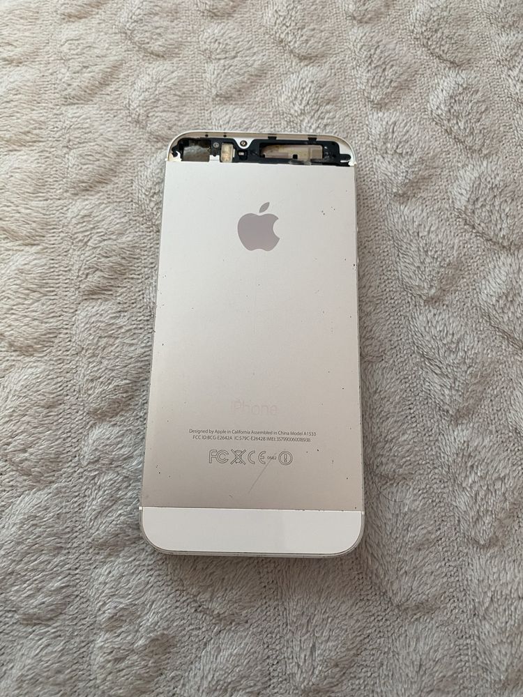 iPhone 5 pentru piese