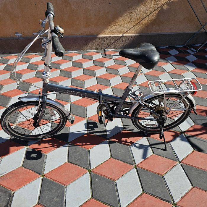 Vând biciclete de dama și de bărbat