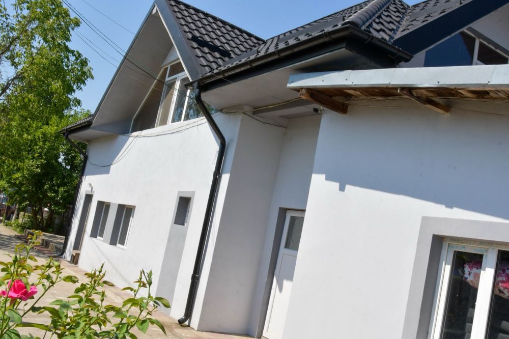 Casa de vanzare zona Bascov