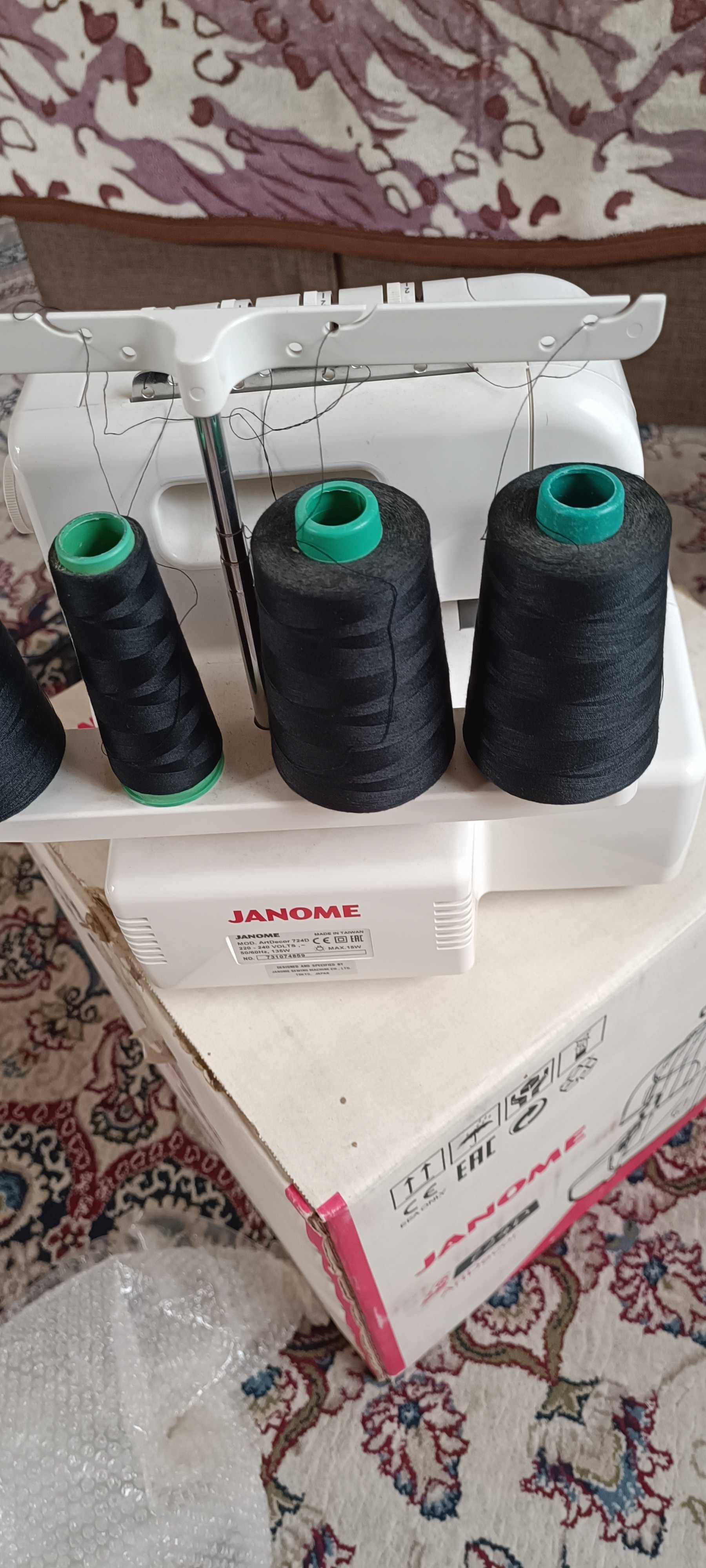 Оверлок Janome Art Decor 424D