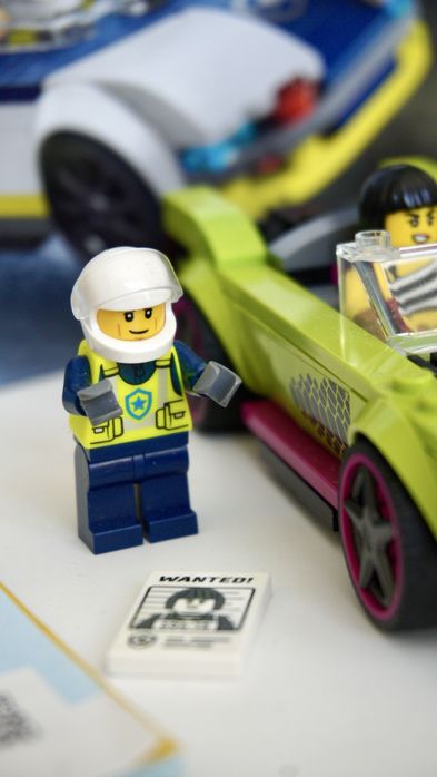 LEGO CITY Преследване с полицейска кола 60415
