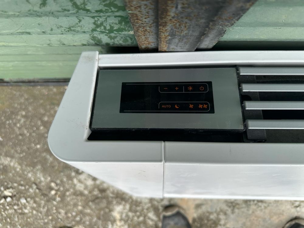 Стенен вентилаторен конвектор Innova SL800