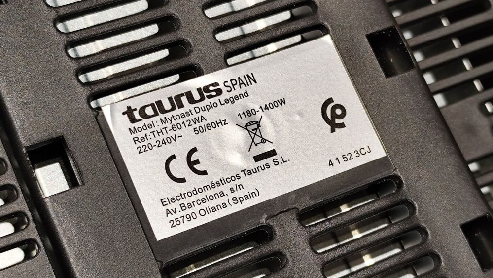 Тостери / TAURUS 1400W / Тостер / SPAIN