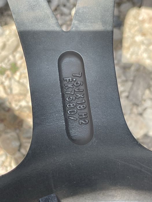 Джанти 18" Спорт Пакет 5х120 8j ET52 / 7.5j ET45 MAK
