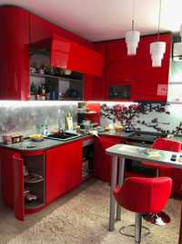 Кухня МДФ червена гланц