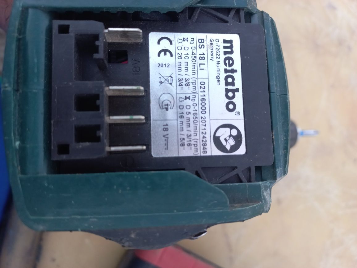 Зарядно и винтоверт METABO SC 30 + батерия 2.0Ah 18v.